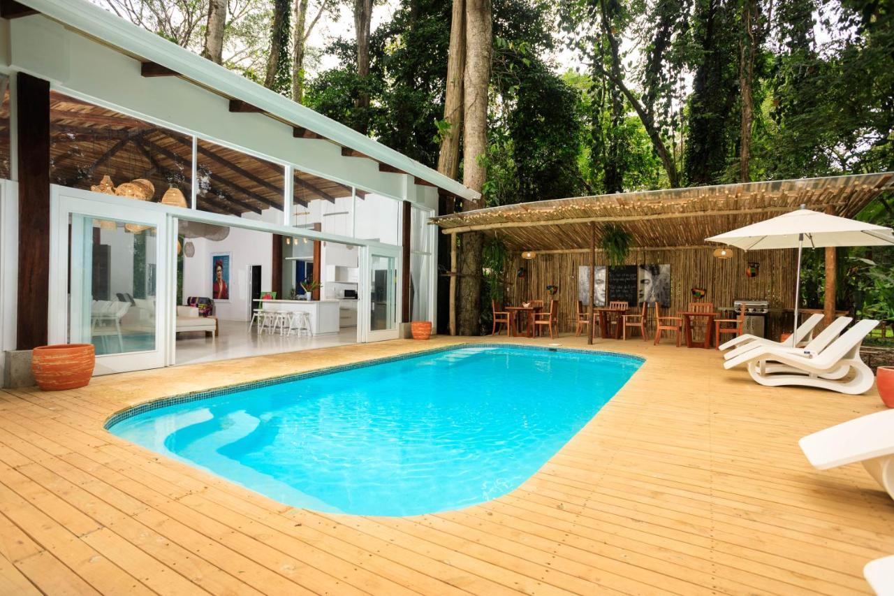 Gigi Brown Villa Frida Beachfront Puerto Viejo de Talamanca 외부 사진