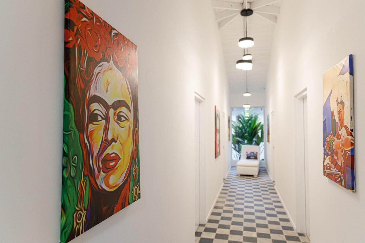 Gigi Brown Villa Frida Beachfront Puerto Viejo de Talamanca 외부 사진