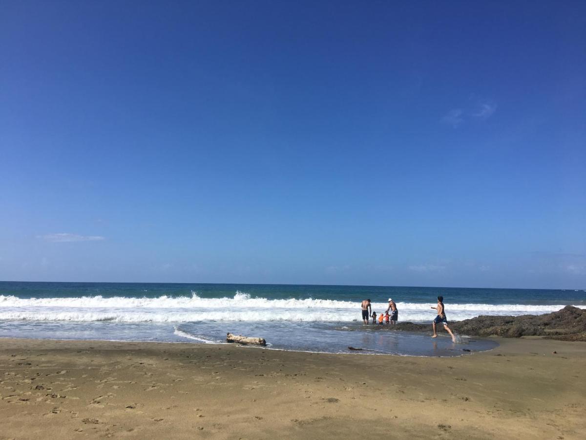 Gigi Brown Villa Frida Beachfront Puerto Viejo de Talamanca 외부 사진